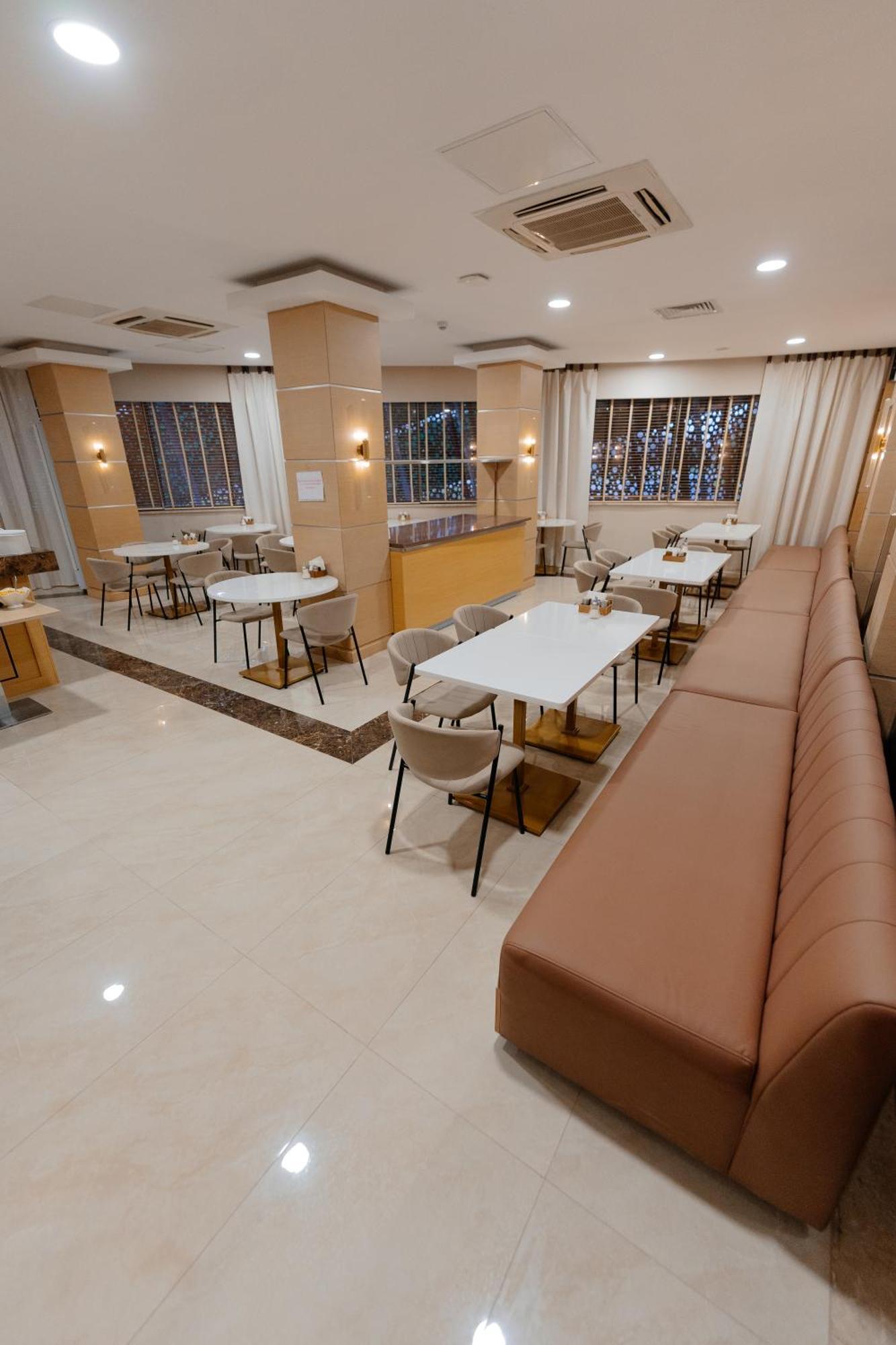 Hotel Alau Astana