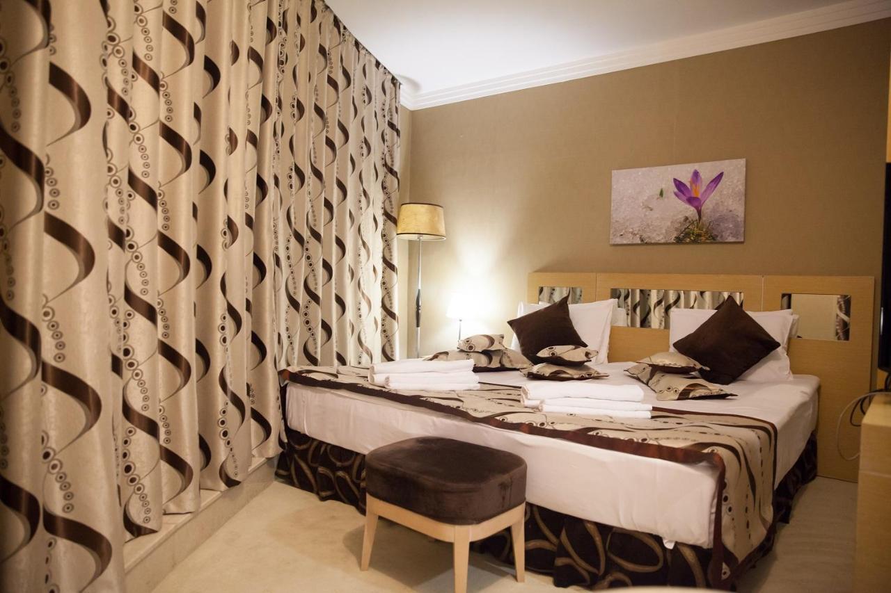 Alau Hotel 3*